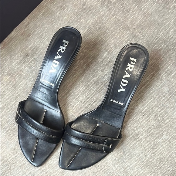 Prada Shoes - Vintage Prada kitten heel